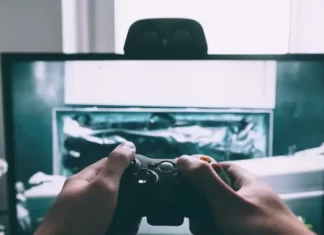 Hur man ändrar egenskaper i Sims 4